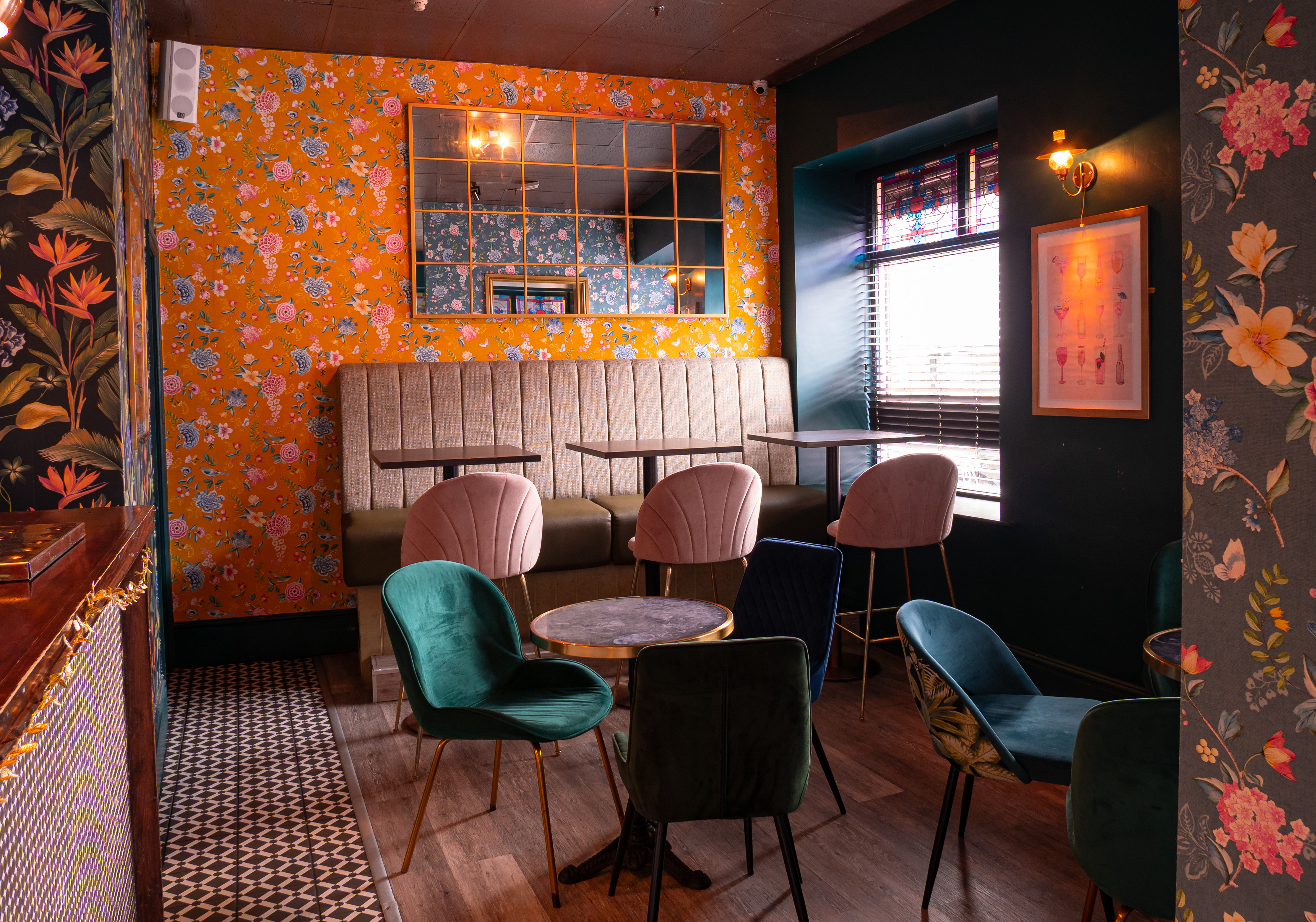 The Lounge at Bisou